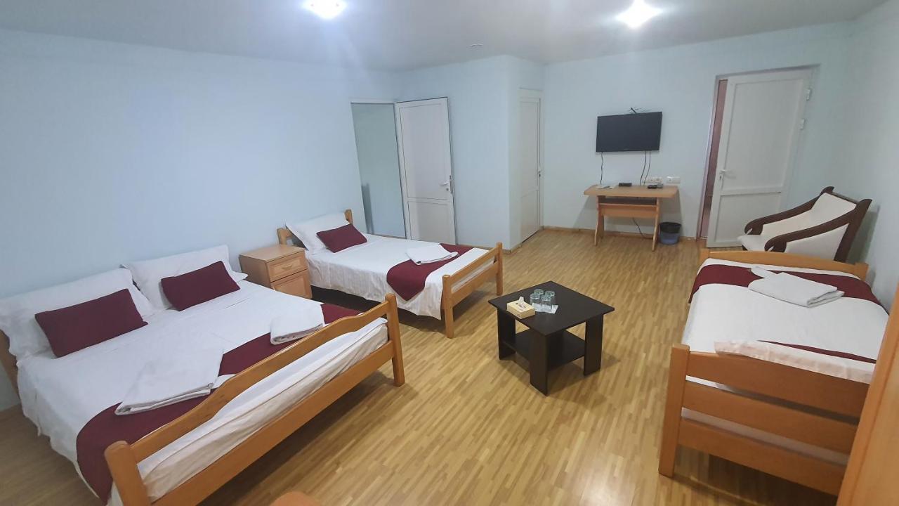 Bed and Breakfast Kesabella Touristic House P'arak'ar Esterno foto