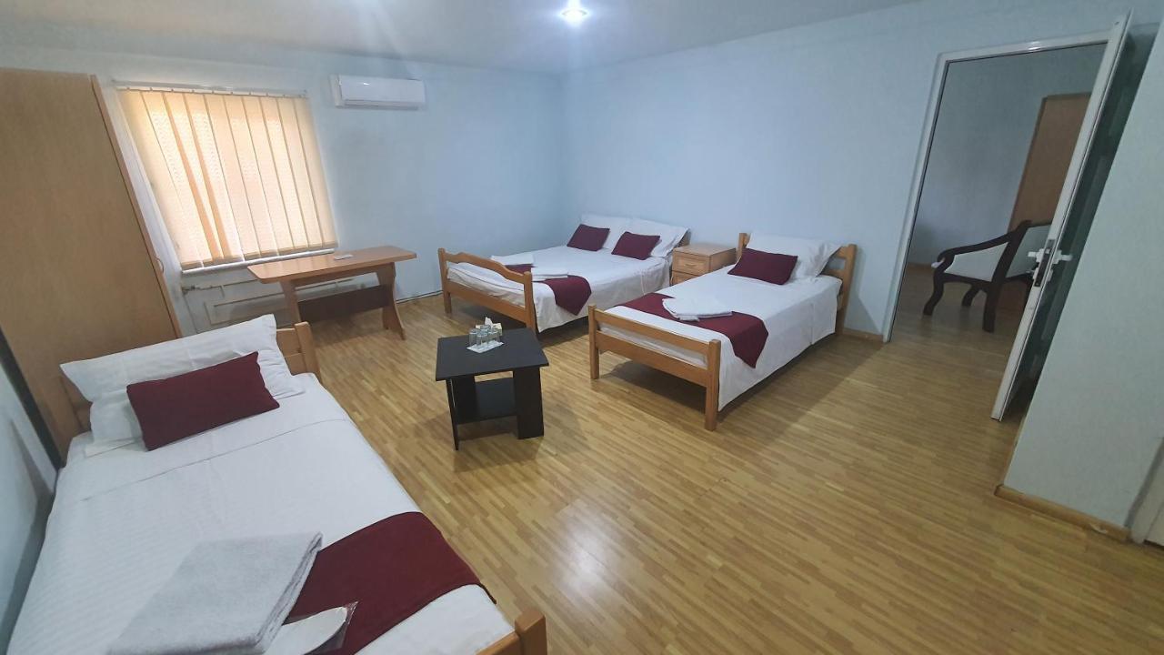 Bed and Breakfast Kesabella Touristic House P'arak'ar Esterno foto