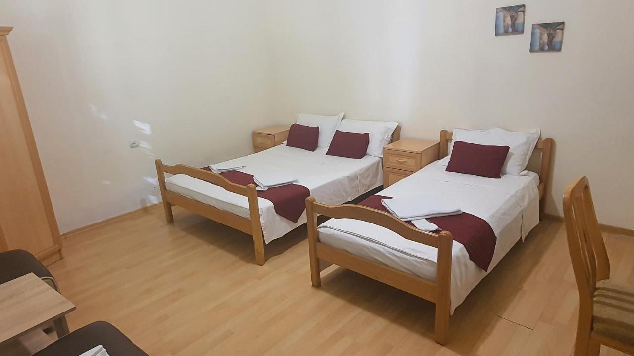Bed and Breakfast Kesabella Touristic House P'arak'ar Esterno foto