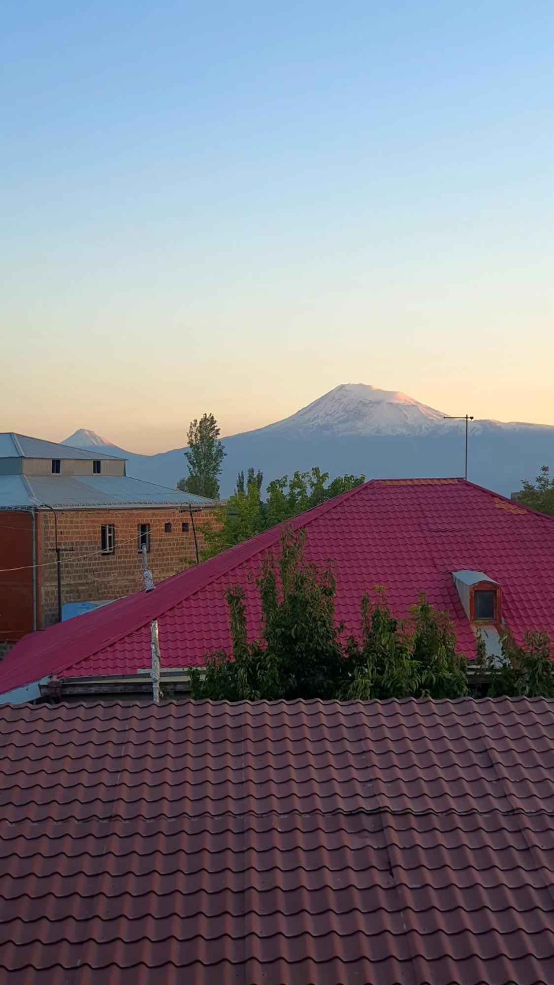 Bed and Breakfast Kesabella Touristic House P'arak'ar Esterno foto